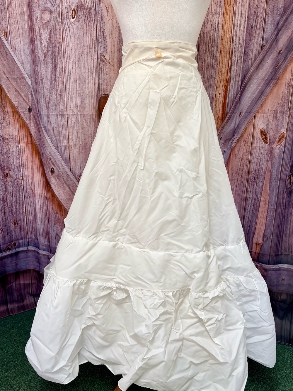 Vtg Sydney Bush wedding slip- mid full